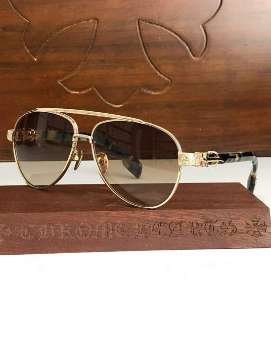 Picture of Chrome Hearts Sunglasses _SKUfw73375573fw